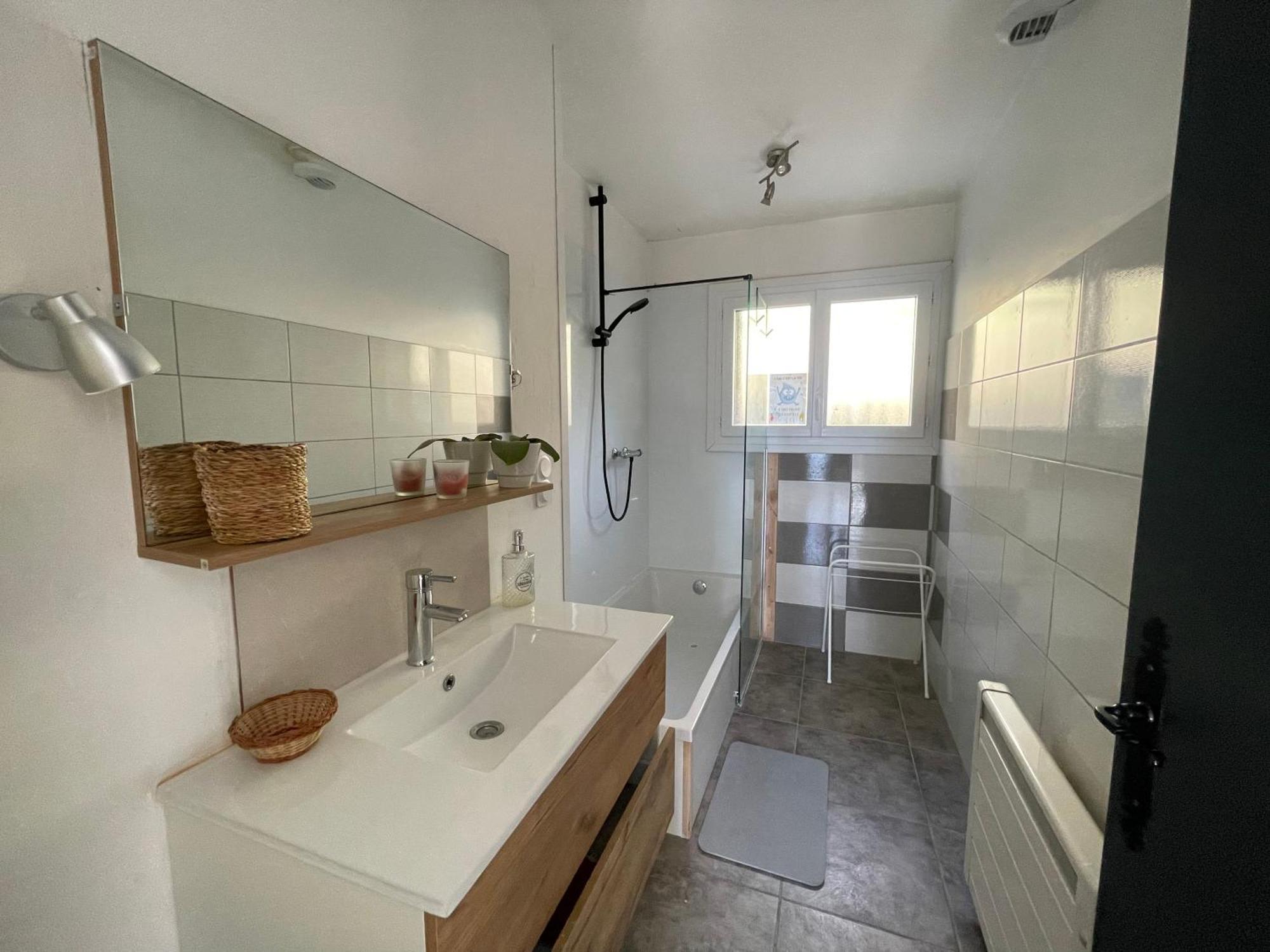 Petit Logement Cosy Dans Maison Au Calme Verrens-Arvey Exterior foto